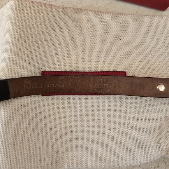 ValentinoSkinny Leather Belt - Picture 2 of 5